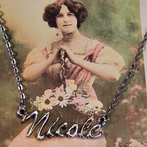 "Hey Nicole I have your Necklace"